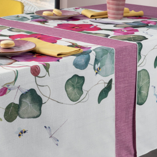 Provence pink flowers runner