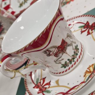 Christmas tale cup & saucer 200ml