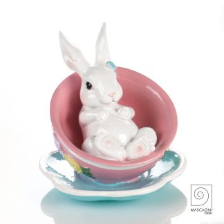 Bunny in cup